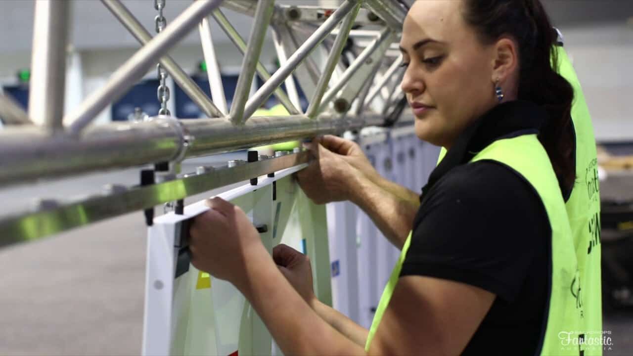 Stealth Wall on Truss Quick Installation Instructions - Backdrops Fantastic Australia Stealth Wall - Modular Backdrops - Backdrops Fantastic