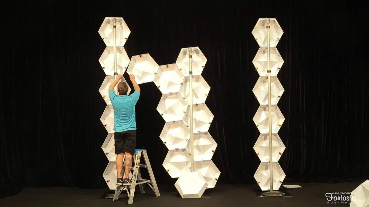 Honey Wall Freestyle Quick Installation Instructions - Backdrops Fantastic Australia Honey Wall - Modular Walls - Modular Backdrops - Australia